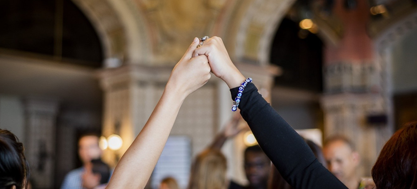 TIP 2019 hands