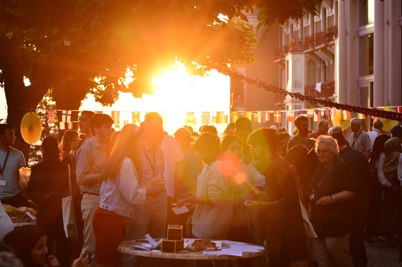 T4C sunset Caux Terrace