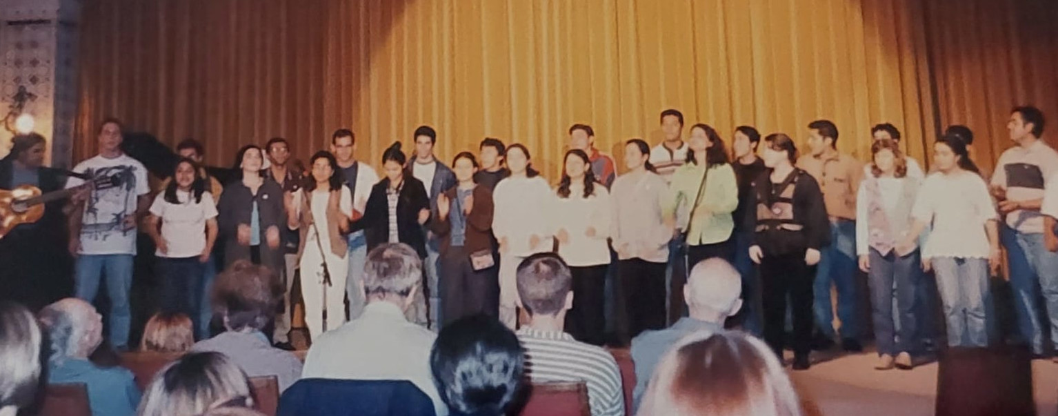 Gente Que Avanza 1999 Caux