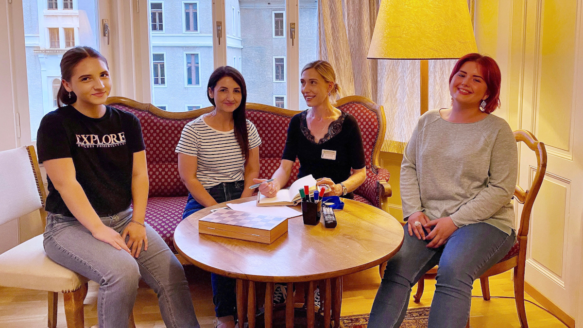 Marina with Ukrainians in Caux (photo: Anastasia Slyvinska)