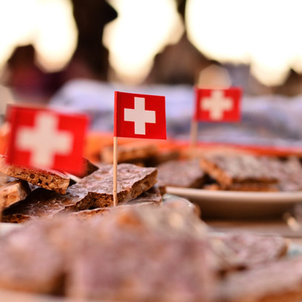 Flags Switzerland 3.jpg