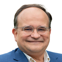 Carlos Alvarez